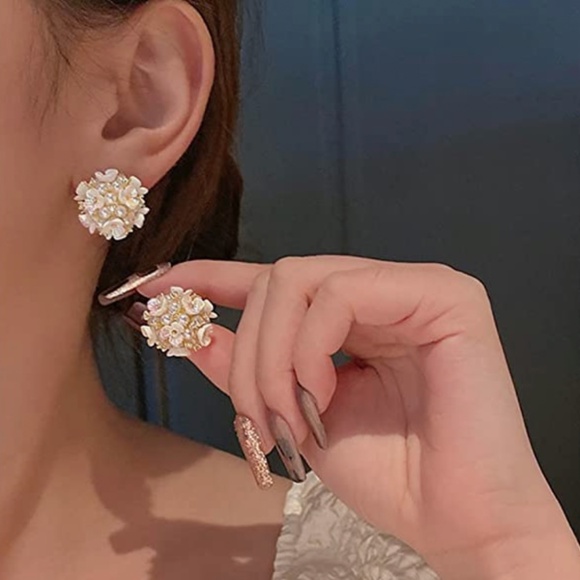 Shell Flower Ball Pearl Double Sided Stud Front Back Earrings for Women Girls 14 - Picture 3 of 5